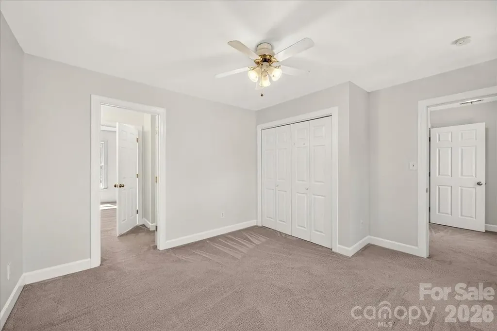 6912 Foxglove Drive Charlotte NC 28226