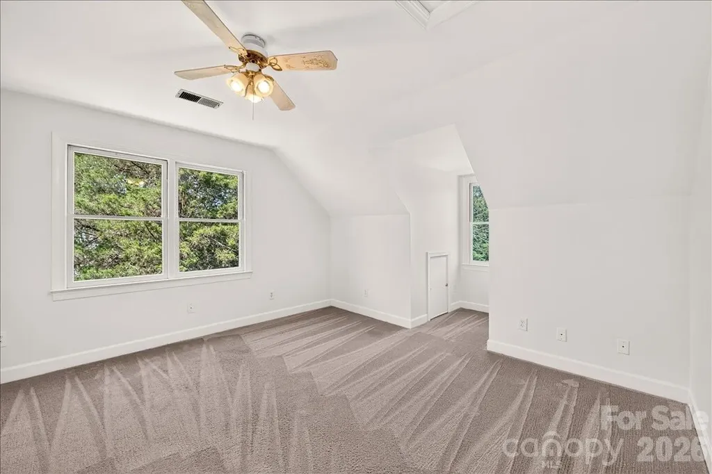 6912 Foxglove Drive Charlotte NC 28226