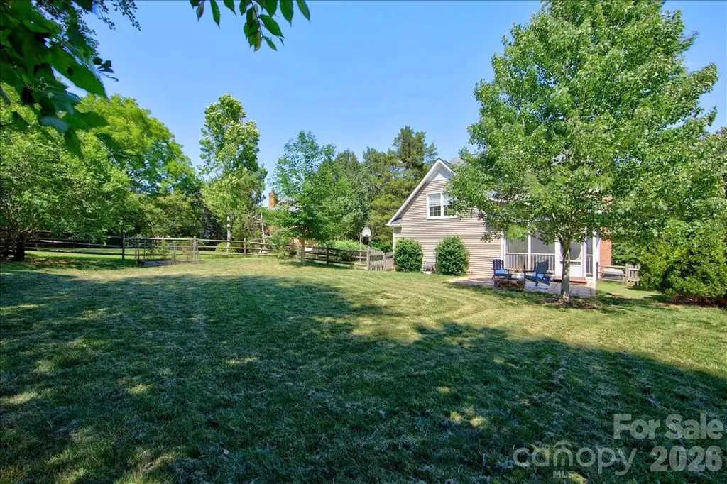 6912 Foxglove Drive Charlotte NC 28226