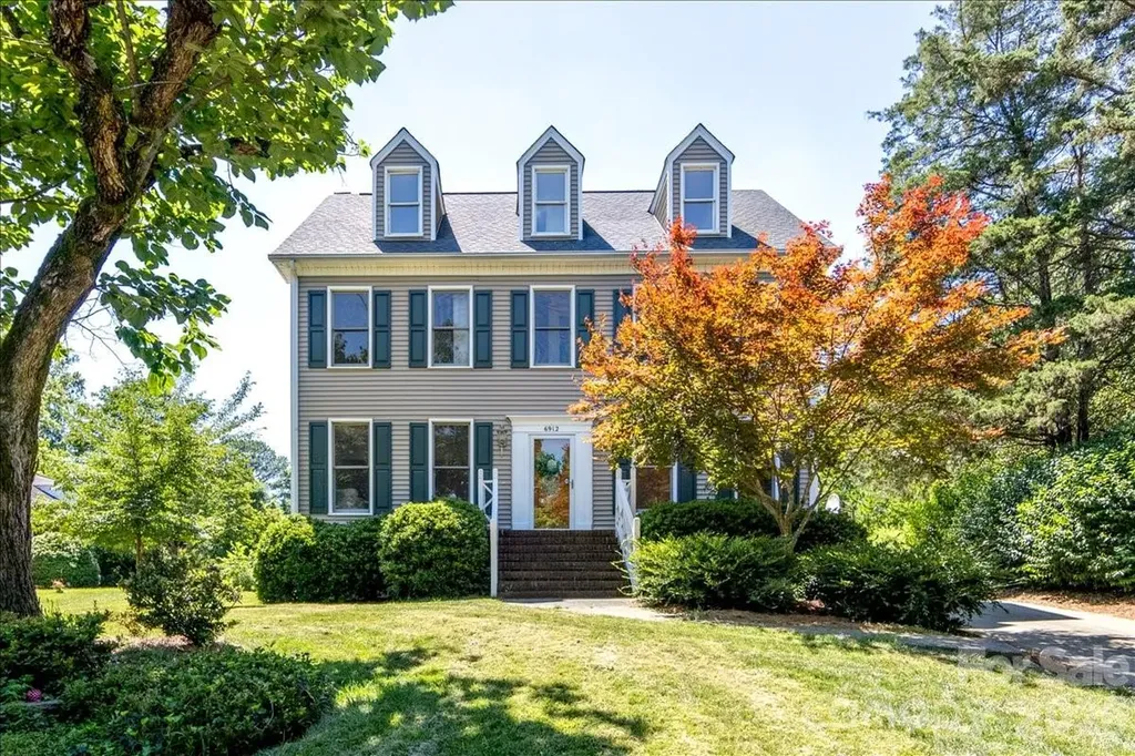 6912 Foxglove Drive Charlotte NC 28226