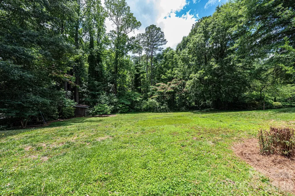 1807 5th Street NW Hickory NC 28601