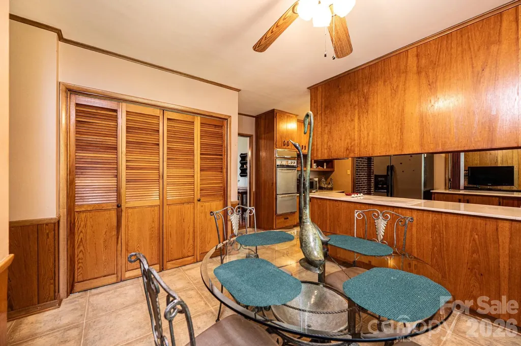 1807 5th Street NW Hickory NC 28601