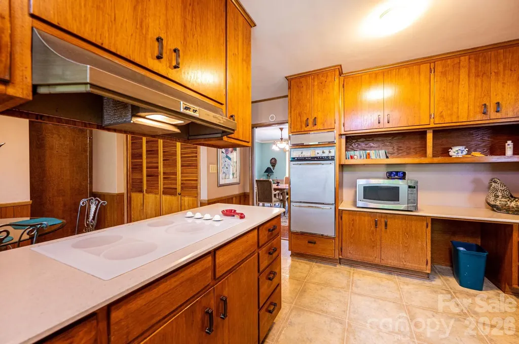1807 5th Street NW Hickory NC 28601