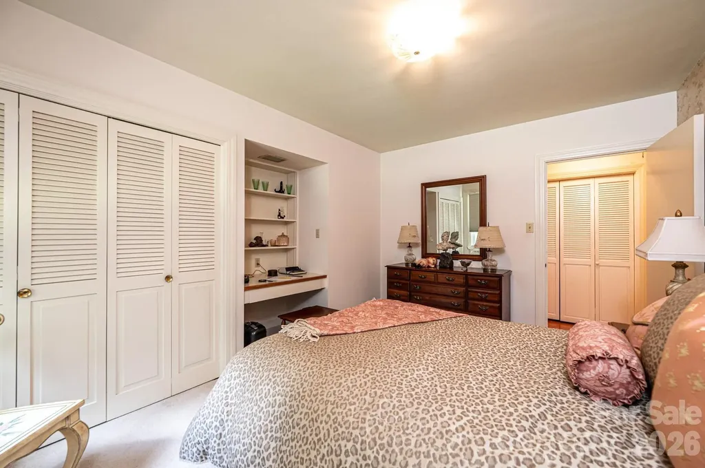 1807 5th Street NW Hickory NC 28601