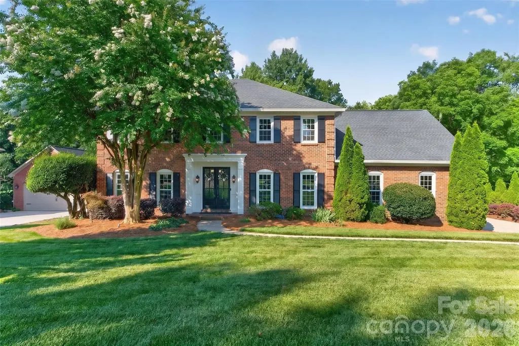 1231 Manicott Drive Matthews NC 28105