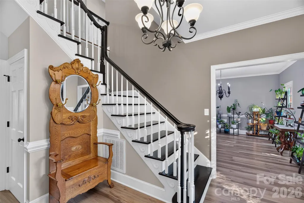 1231 Manicott Drive Matthews NC 28105