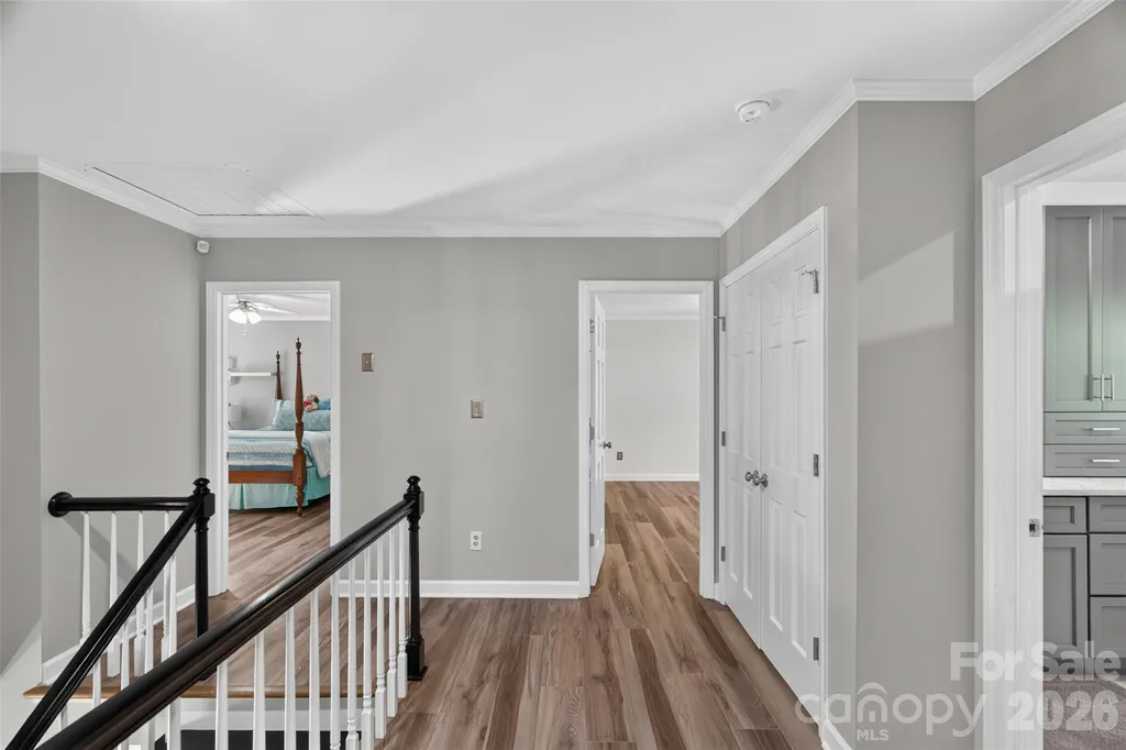 1231 Manicott Drive Matthews NC 28105