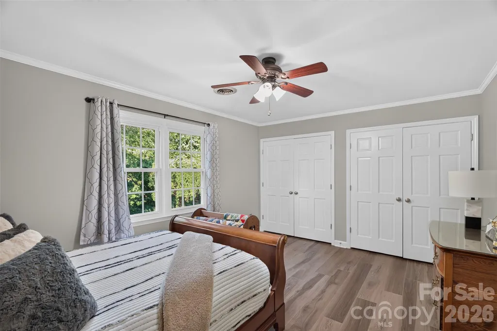 1231 Manicott Drive Matthews NC 28105