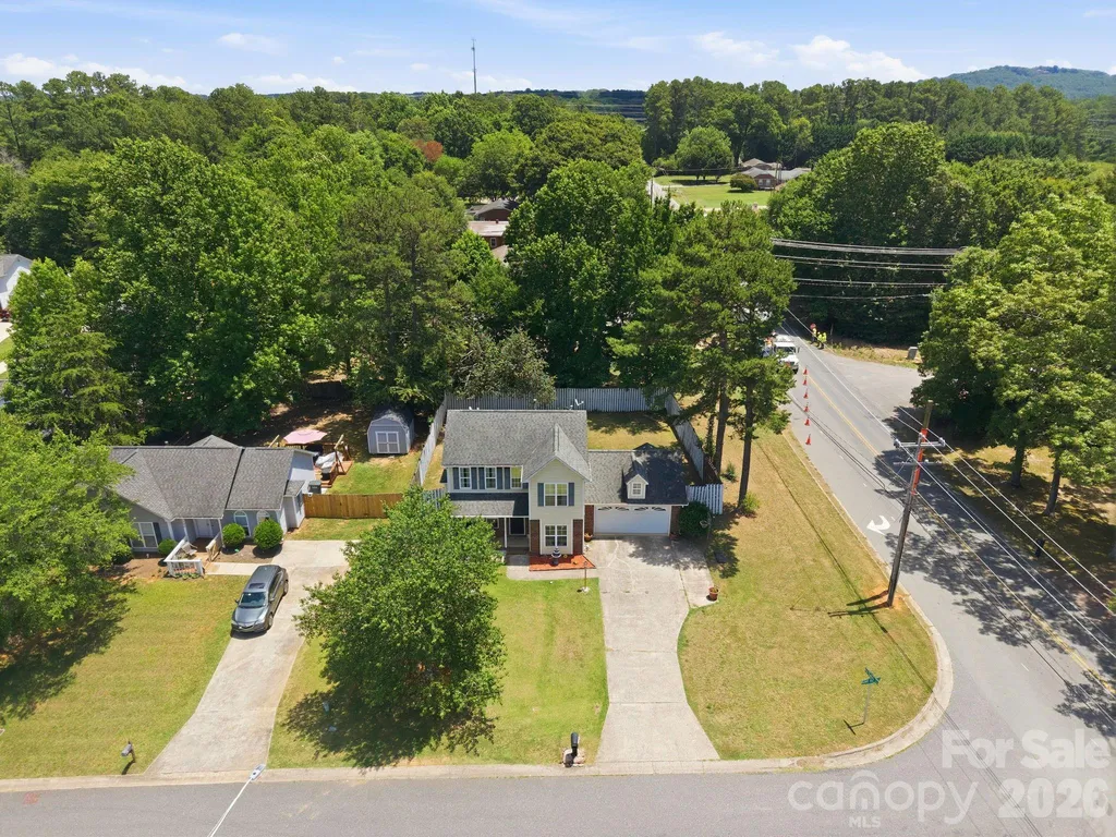 2498 Hawk Ridge Drive Gastonia NC 28056