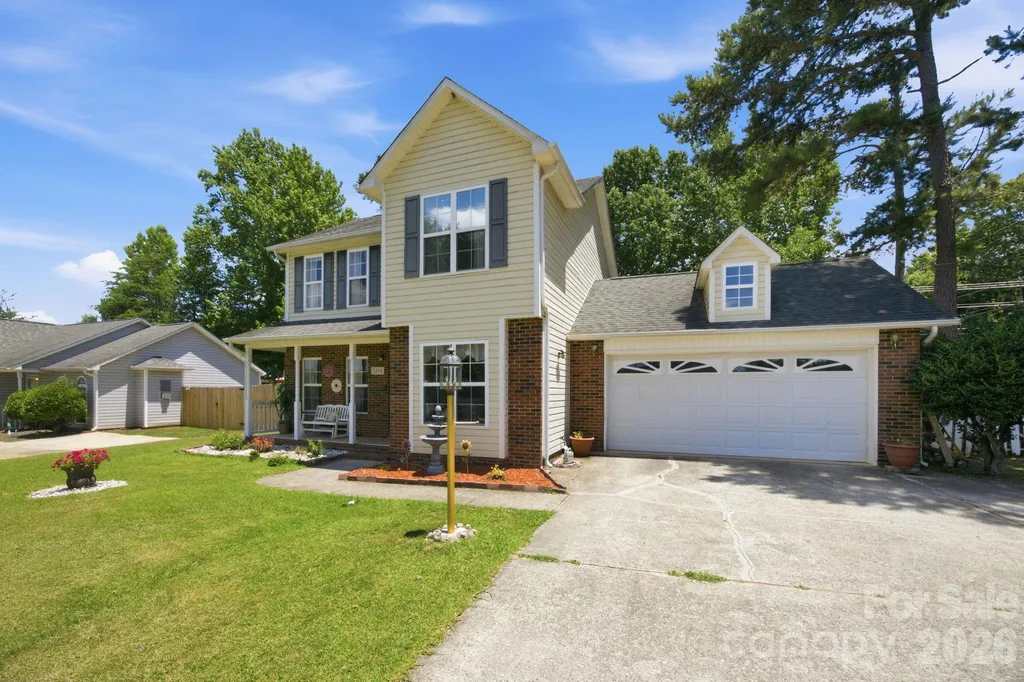 2498 Hawk Ridge Drive Gastonia NC 28056