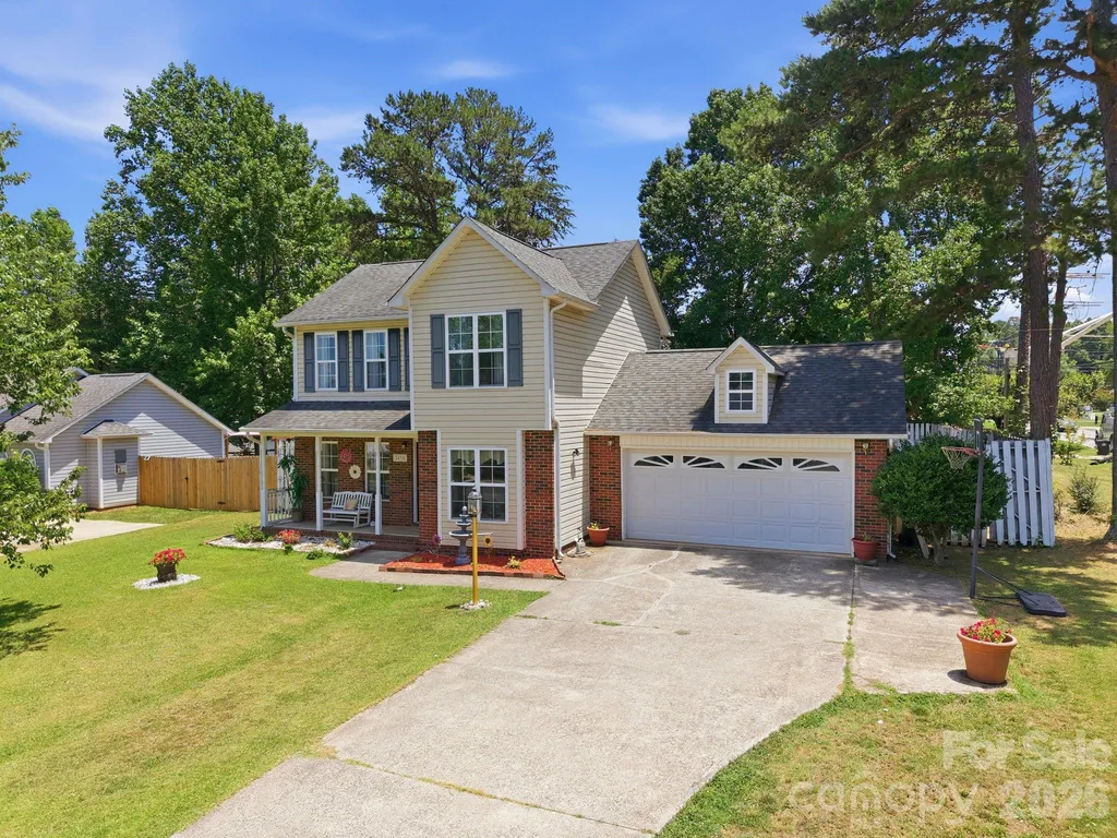 2498 Hawk Ridge Drive Gastonia NC 28056