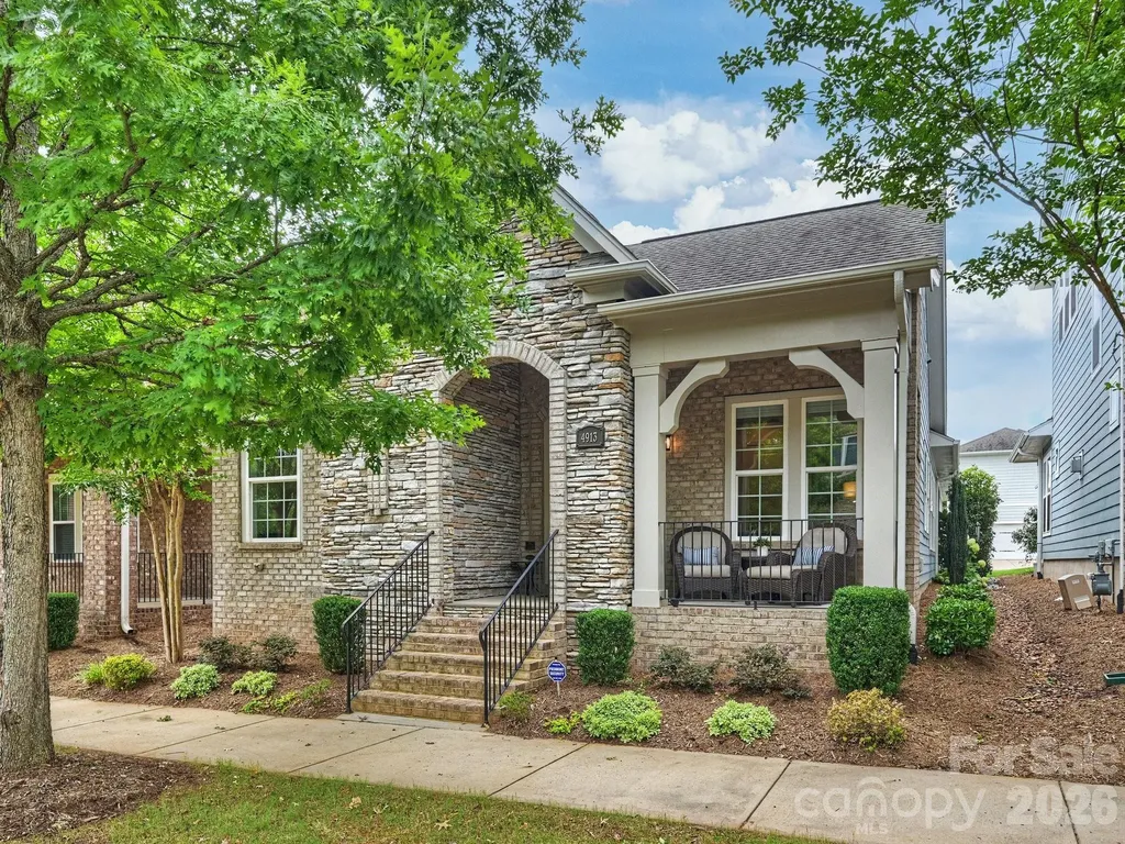 4913 Providence Country Club Drive Charlotte NC 28277