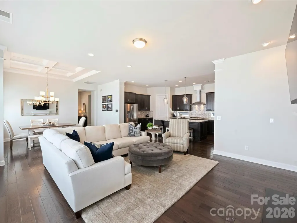 4913 Providence Country Club Drive Charlotte NC 28277