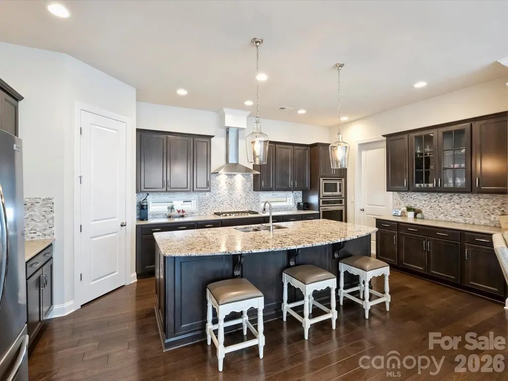 4913 Providence Country Club Drive Charlotte NC 28277