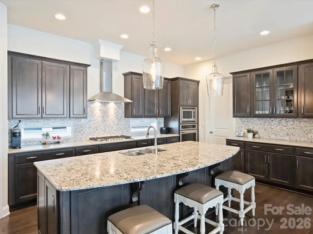 4913 Providence Country Club Drive Charlotte NC 28277