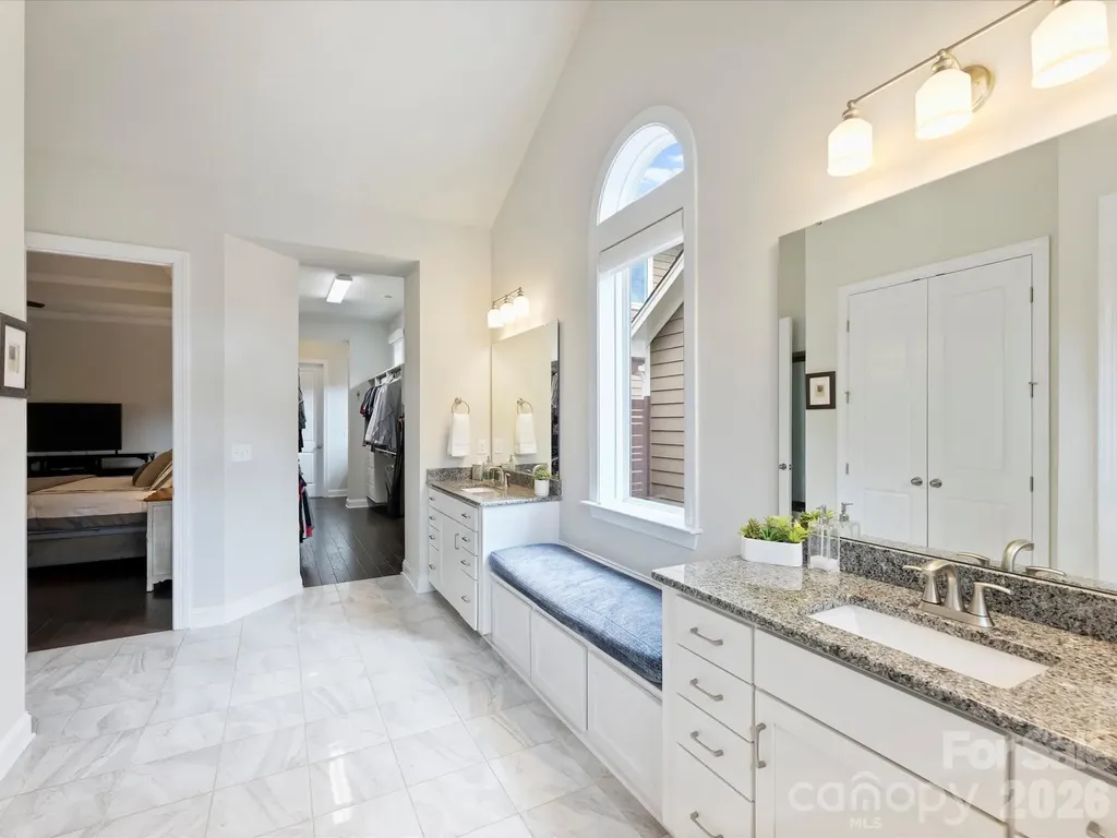 4913 Providence Country Club Drive Charlotte NC 28277