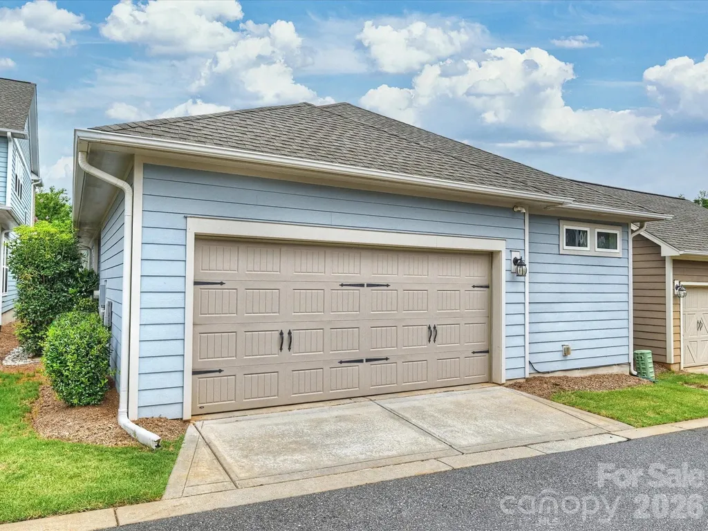 4913 Providence Country Club Drive Charlotte NC 28277