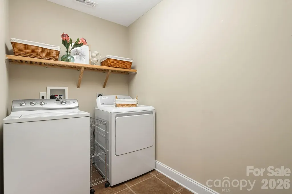 3 Bombay Court Candler NC 28715
