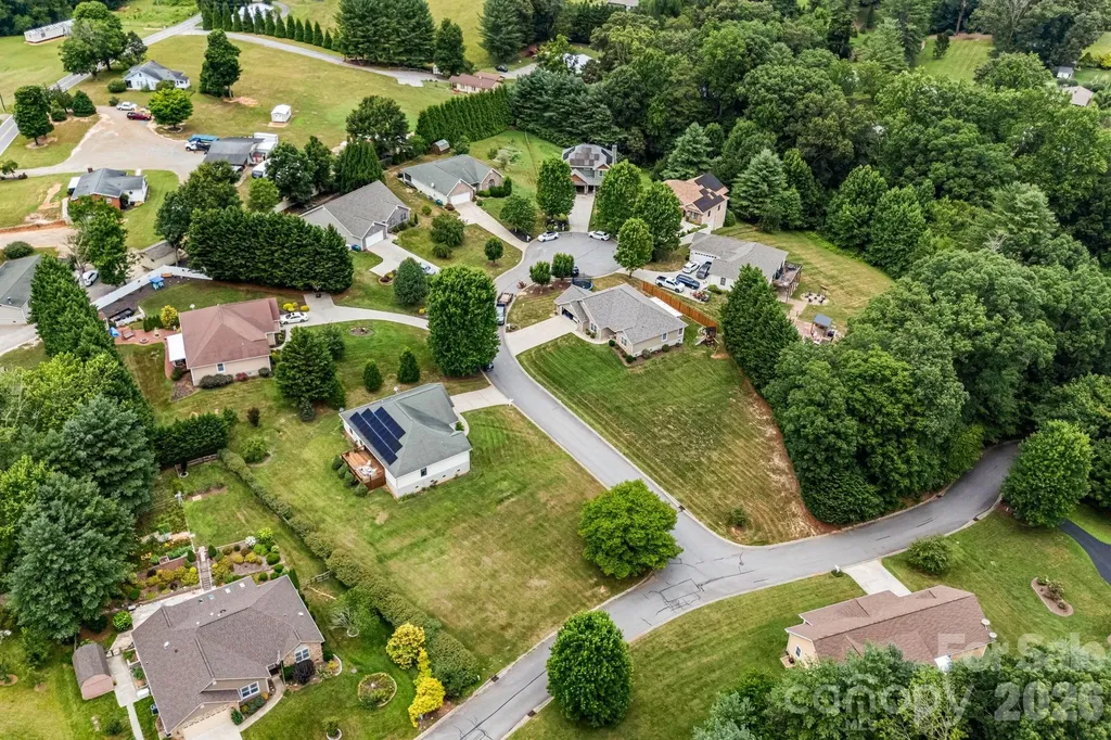 3 Bombay Court Candler NC 28715
