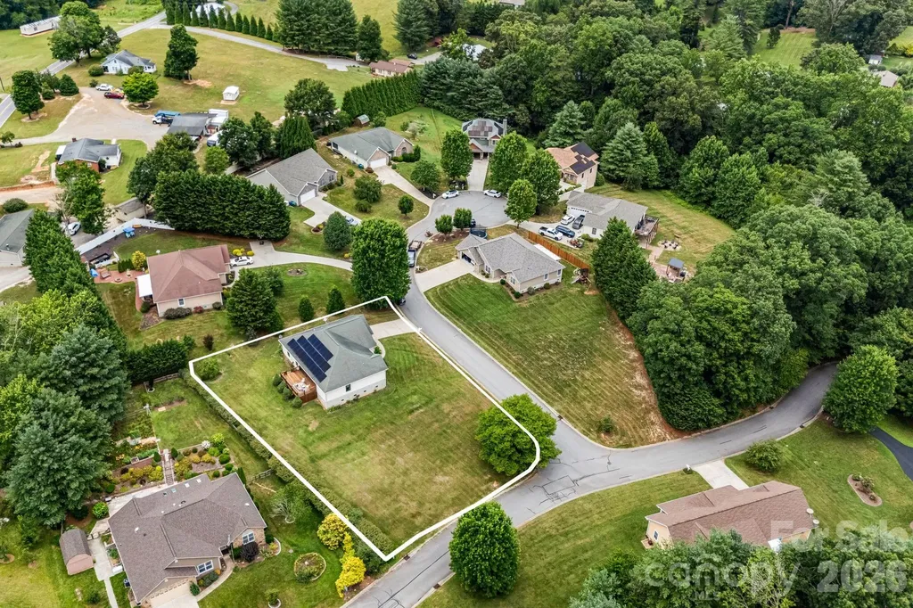 3 Bombay Court Candler NC 28715