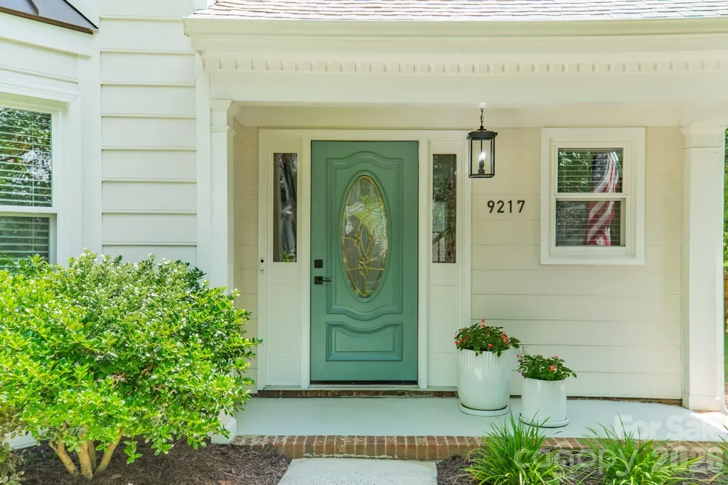 9217 Four Acre Court Charlotte NC 28210