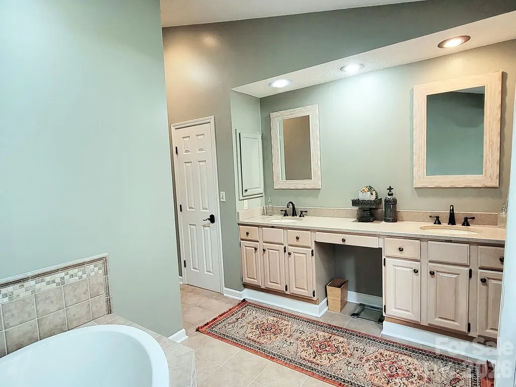 305 E Sondley Drive Asheville NC 28805