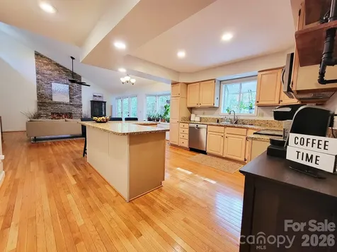 305 E Sondley Drive Asheville NC 28805