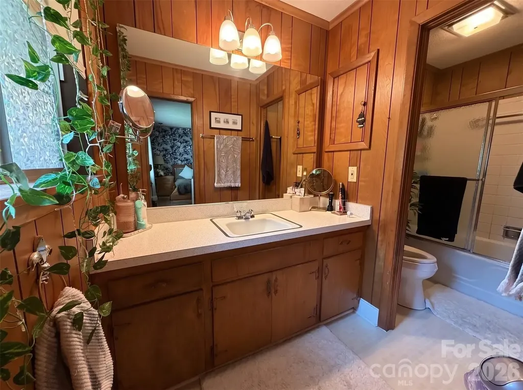 580 Whetstone Gap Road Lake Toxaway NC 28747