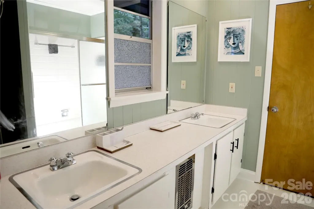 580 Whetstone Gap Road Lake Toxaway NC 28747