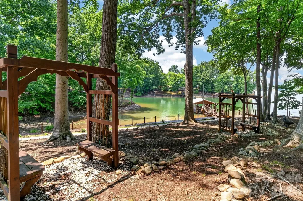 105 Quail Lane Mooresville NC 28117
