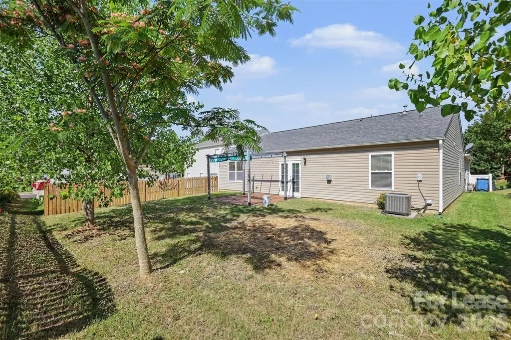 1820 Meadow Crossing Drive Huntersville NC 28027