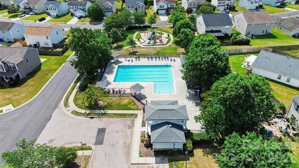 1820 Meadow Crossing Drive Huntersville NC 28027