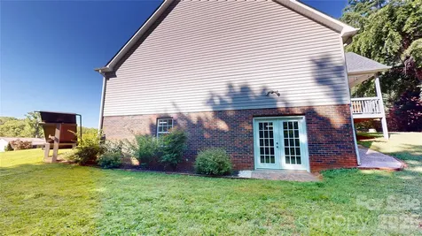 1895 Airport Road Marion NC 28752