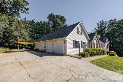 1895 Airport Road Marion NC 28752