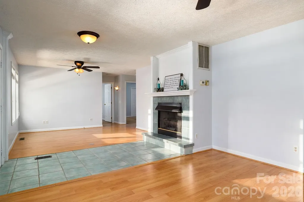 135 Brookhaven Lane Advance NC 27006