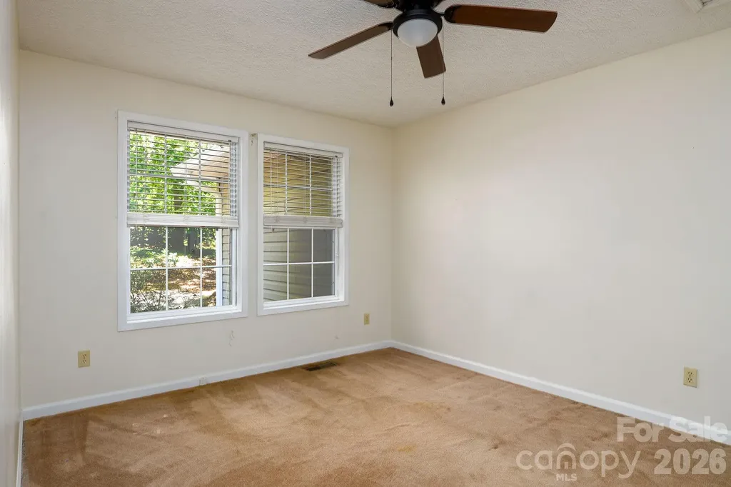 135 Brookhaven Lane Advance NC 27006