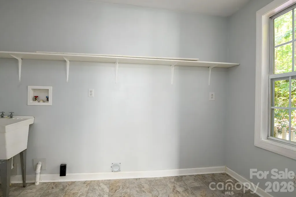135 Brookhaven Lane Advance NC 27006
