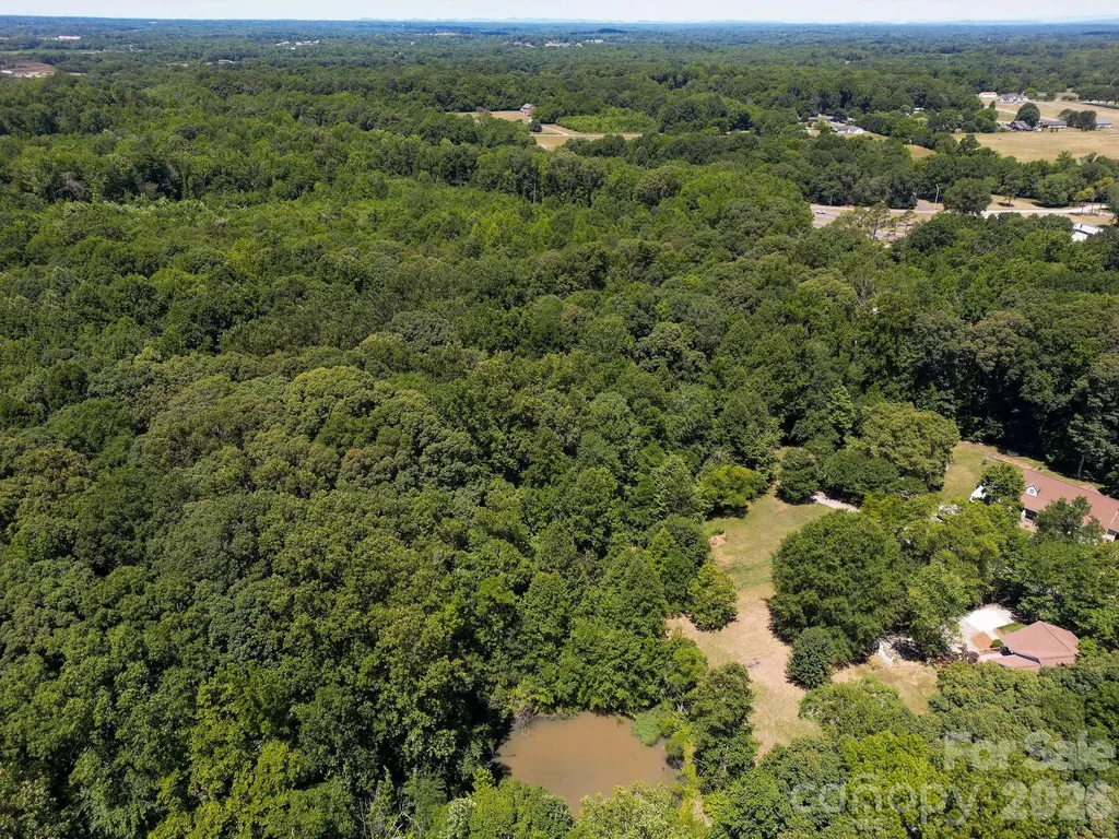 135 Brookhaven Lane Advance NC 27006