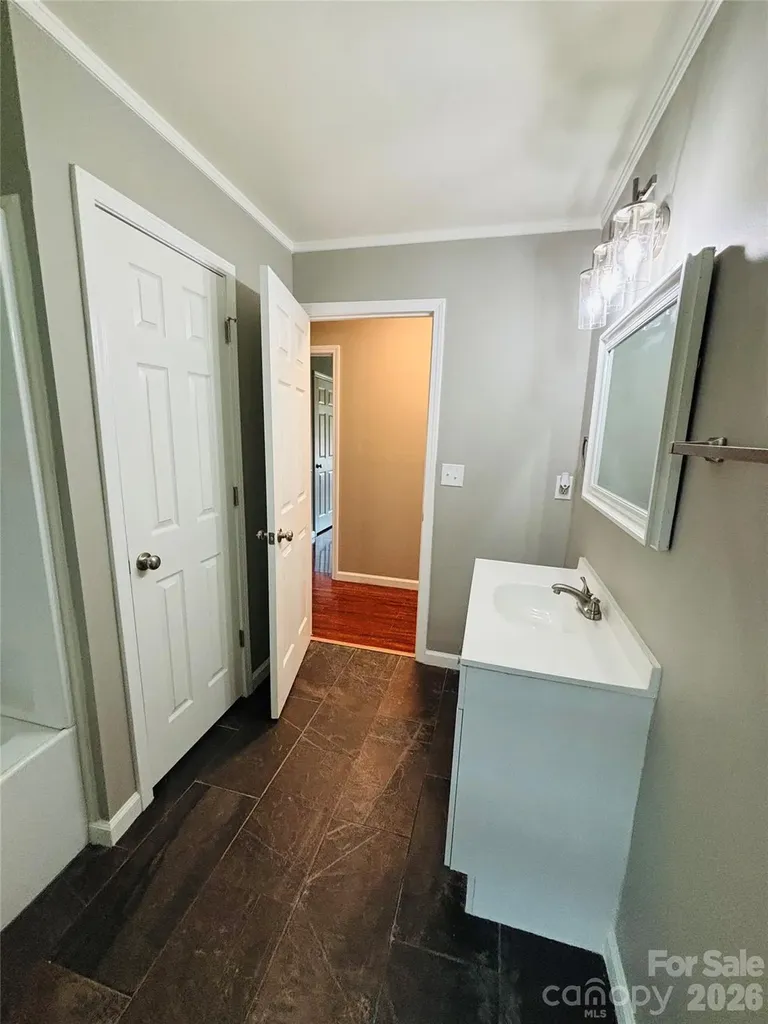 138 Oak Hill Drive Forest City NC 28043
