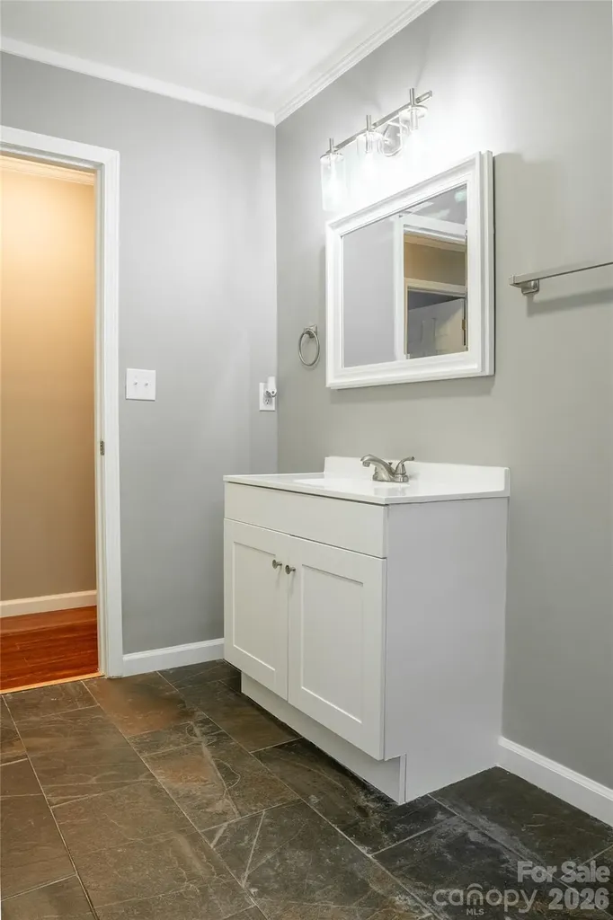 138 Oak Hill Drive Forest City NC 28043