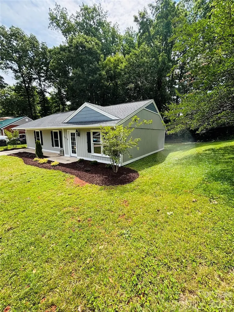 138 Oak Hill Drive Forest City NC 28043