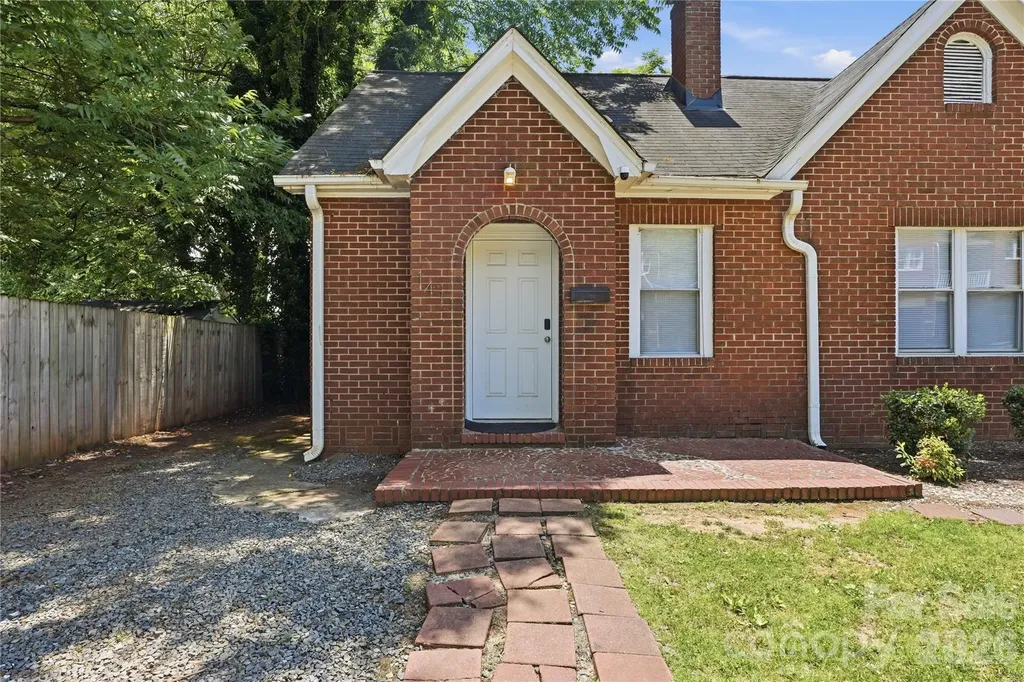 1411/1413 W 4th Street Charlotte NC 28208