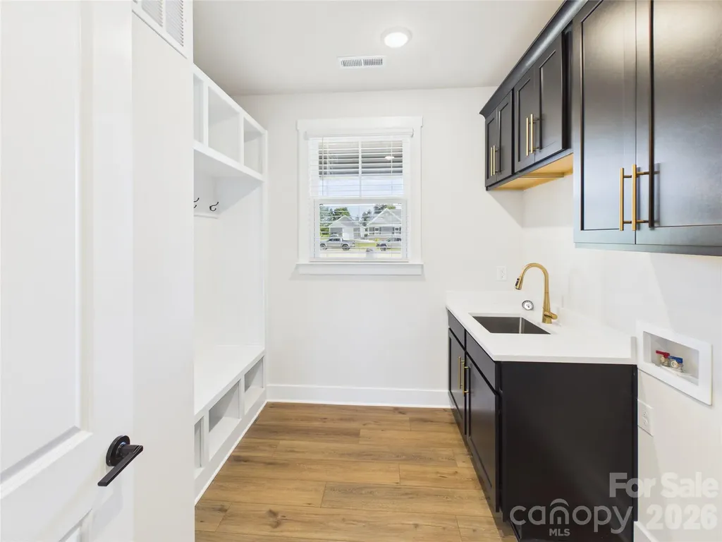 1055 Rolling Meadows Drive Mooresville NC 28115