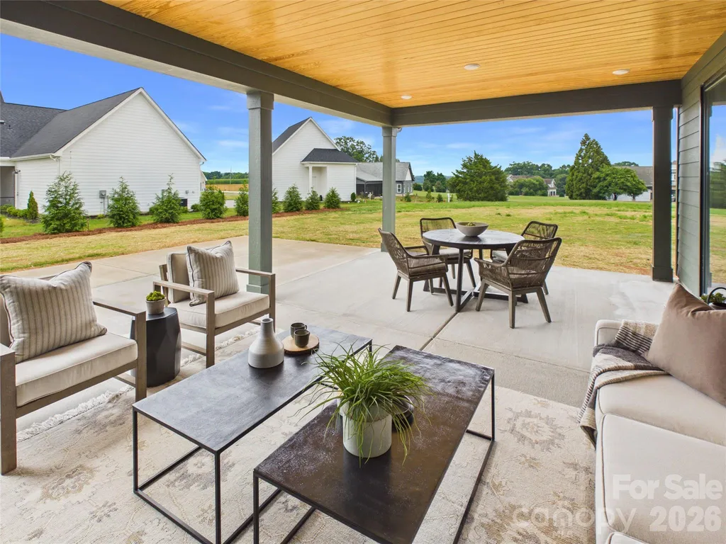 1055 Rolling Meadows Drive Mooresville NC 28115