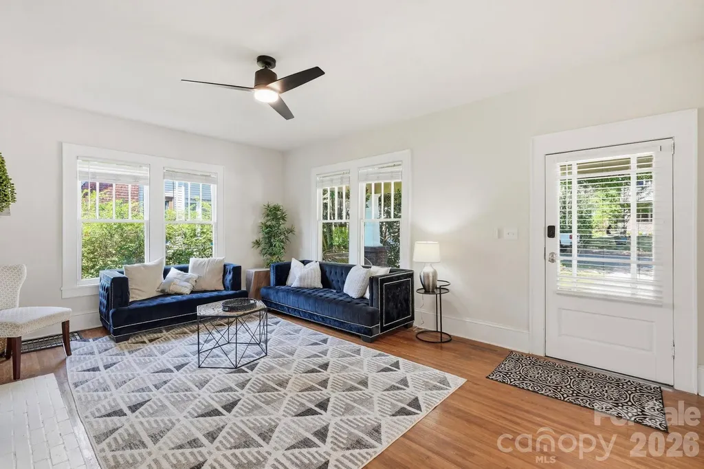 209 Grandin Road Charlotte NC 28208
