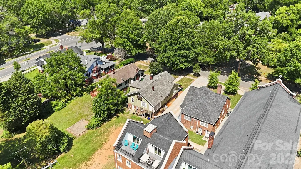 209 Grandin Road Charlotte NC 28208