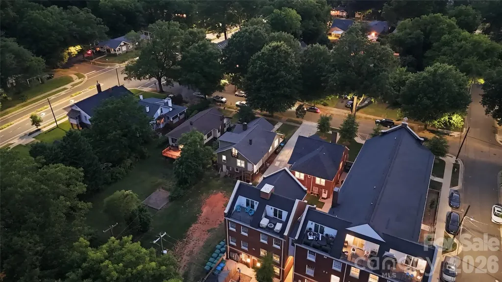 209 Grandin Road Charlotte NC 28208