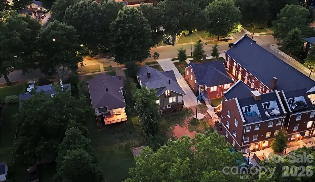 209 Grandin Road Charlotte NC 28208