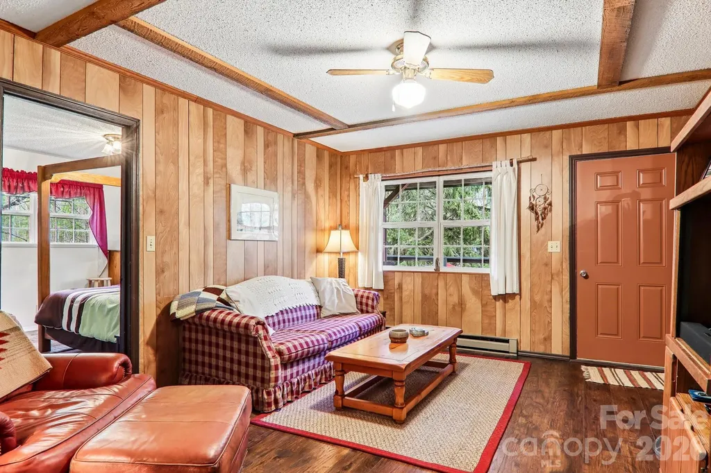 28 Mull Cove Road Maggie Valley NC 28751