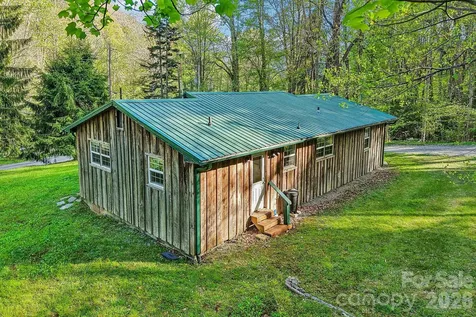 28 Mull Cove Road Maggie Valley NC 28751
